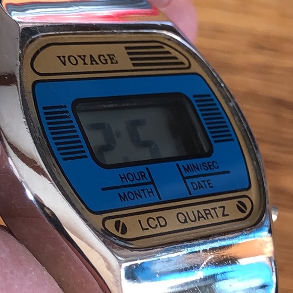 COPY - Super Retro Vintage LCD Watch! Voyage - Picture 7 of 16